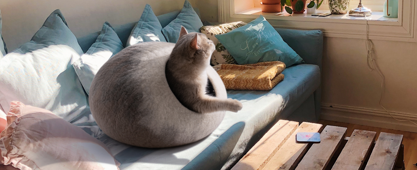 The Fjord | Handmade Wool Cat Cave